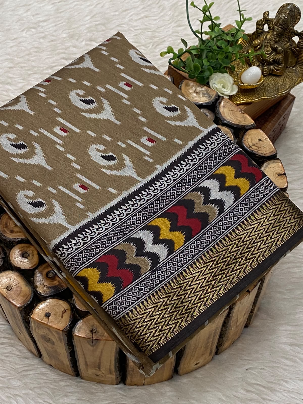 Munga Tussar Silk Saree