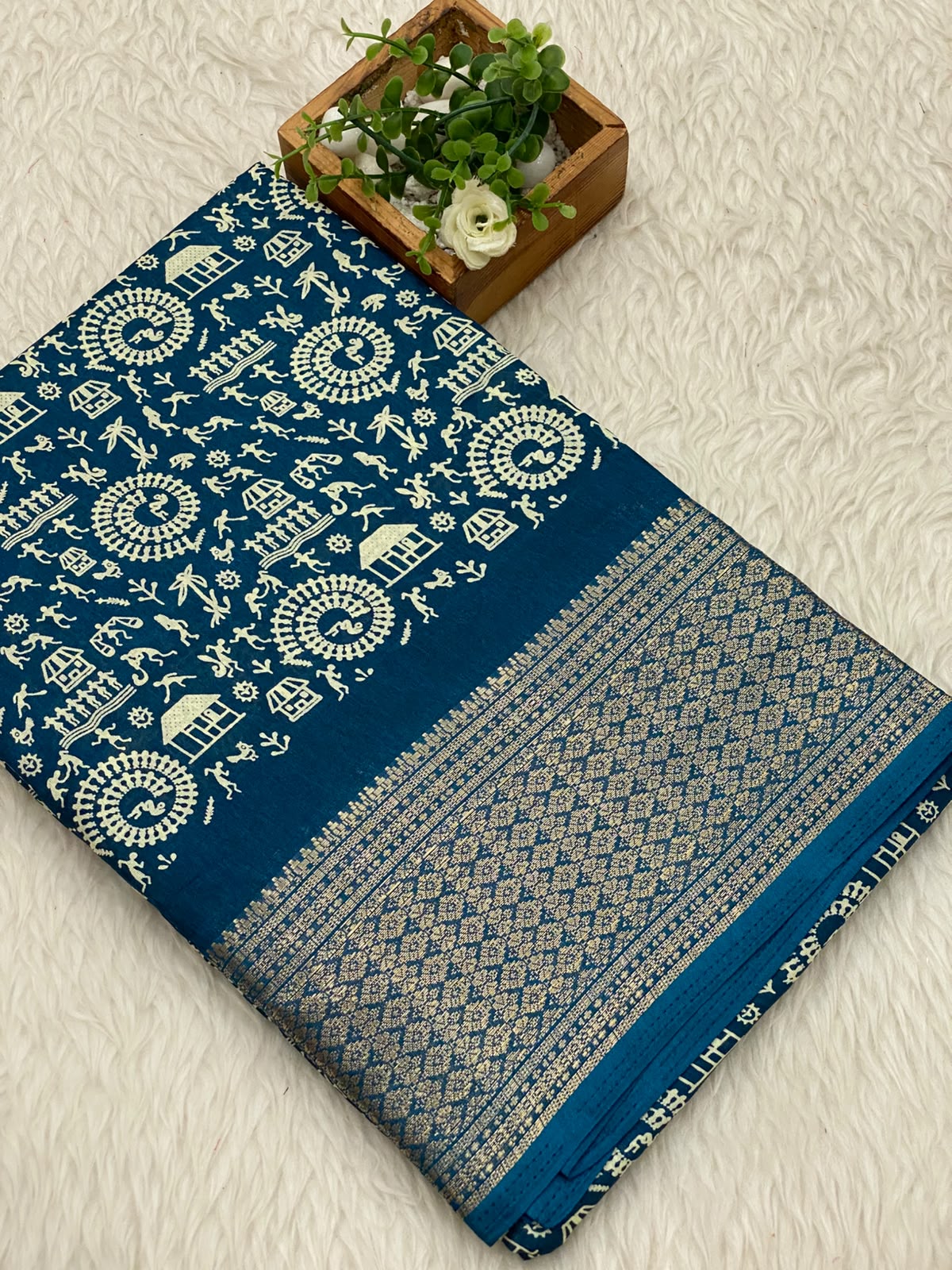 Iconic Dola Silk Sarees