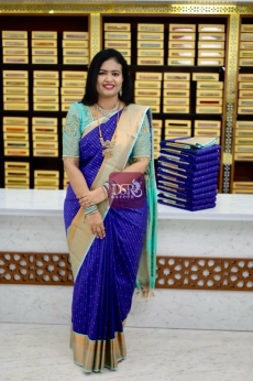 1000 Butta Korvai Border Saree