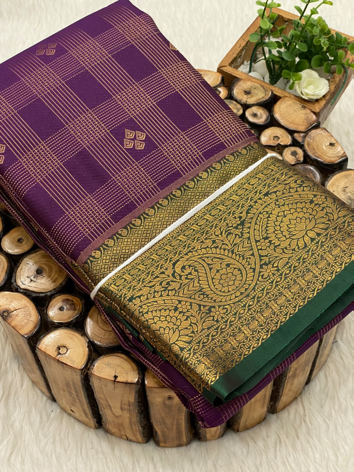 Vairaooshi Korvai Border Saree