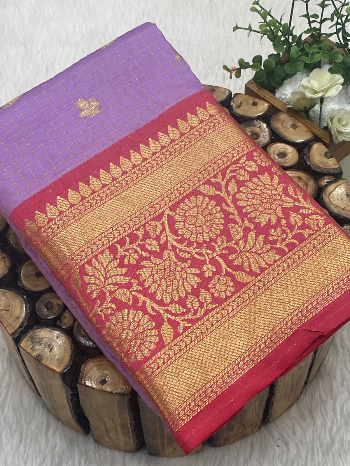 Budget Gadwal Pattu Saree