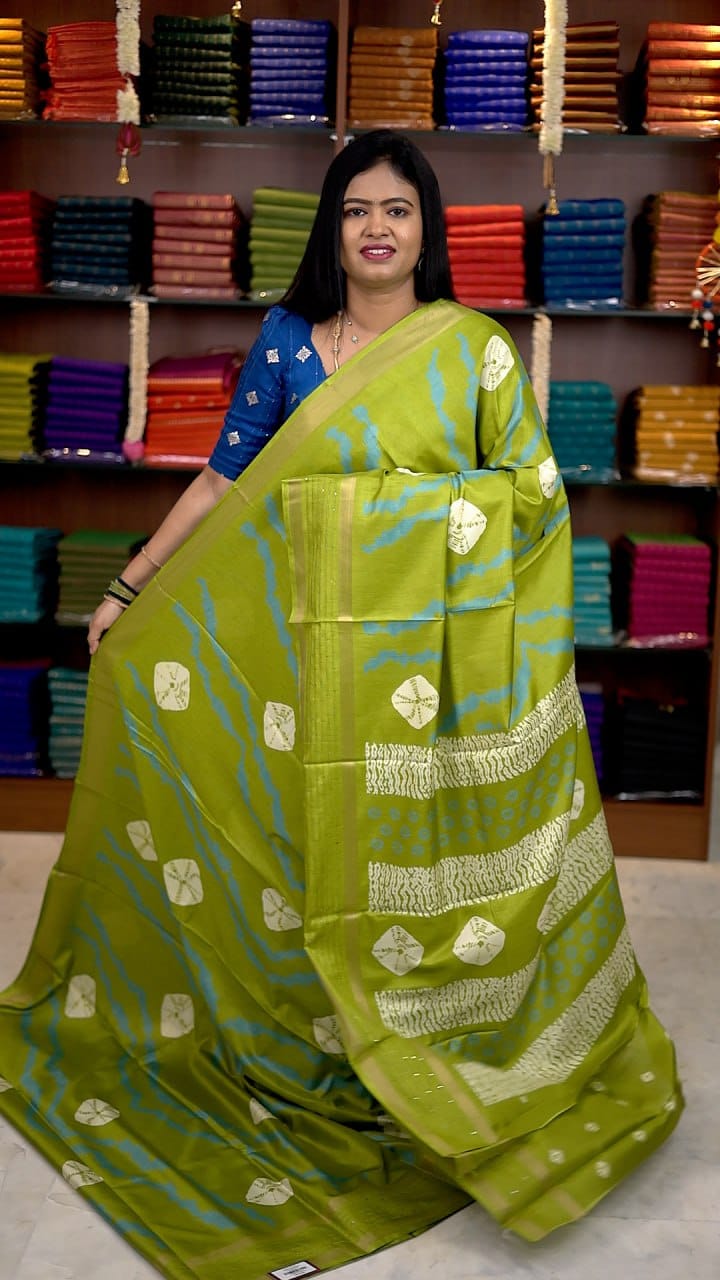Border Sequence Dola Sarees