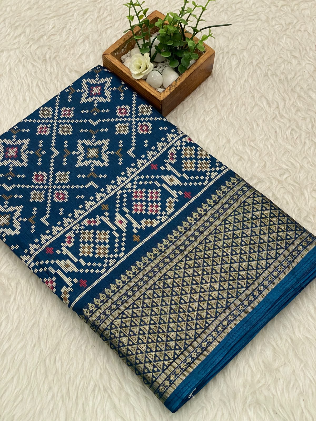 Iconic Silk Sarees -VOL1
