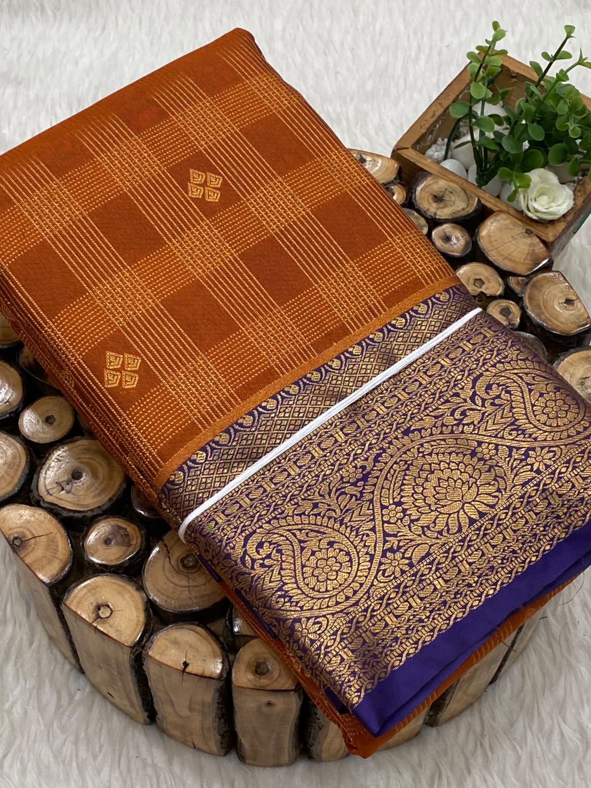 Vairaooshi Korvai Border Saree
