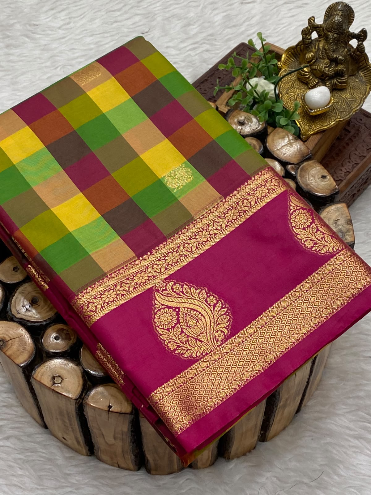 Paalum Pazhamum Bridal Saree