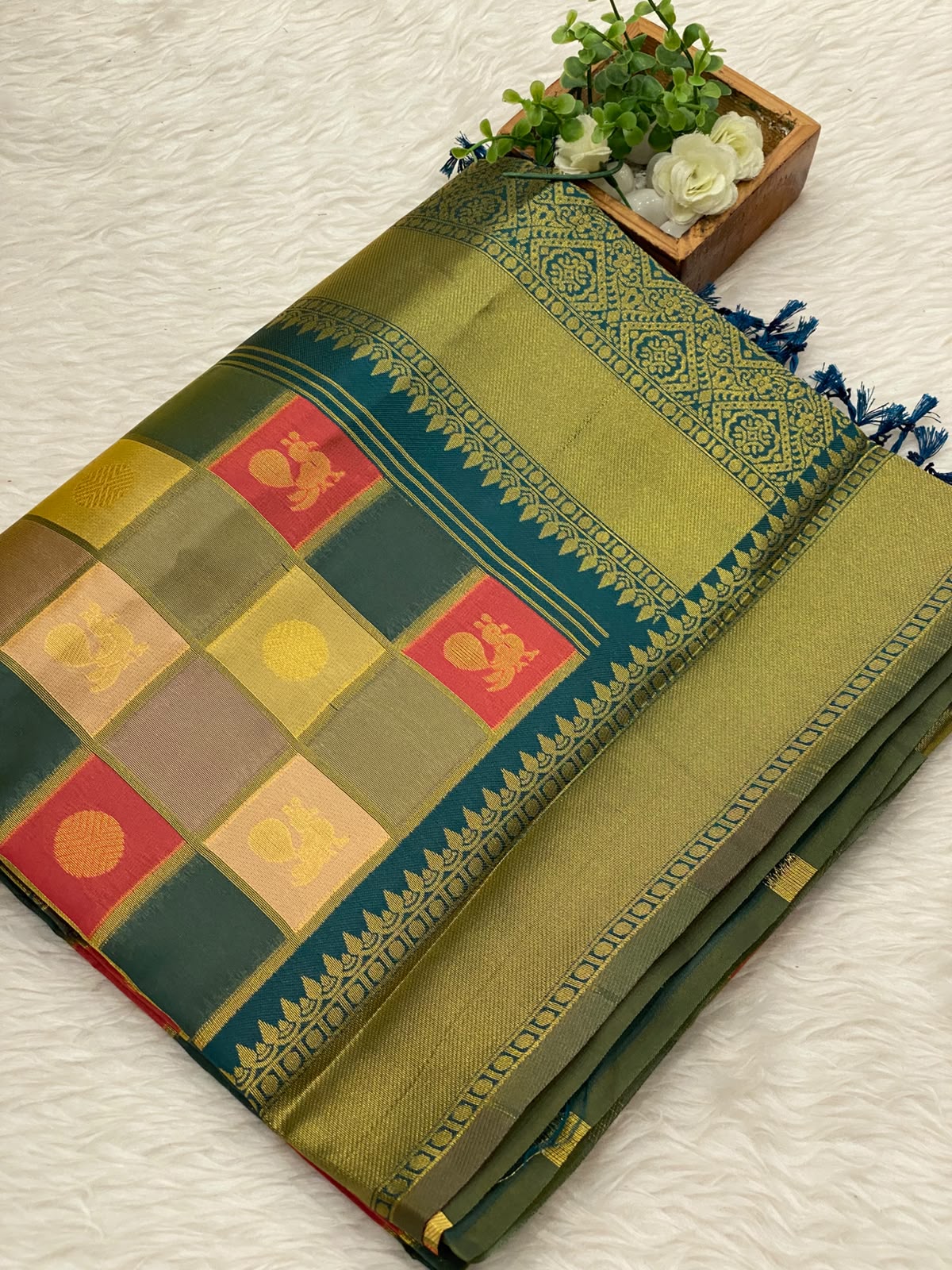 Paalum Pazhamum Silk Saree