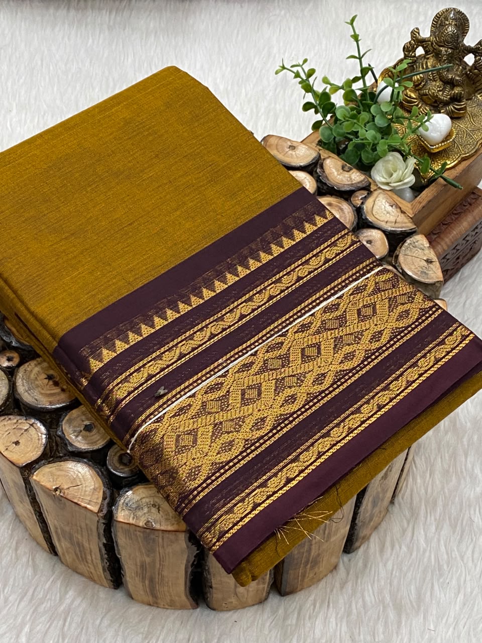 Chettinadu Cotton Sarees W/B