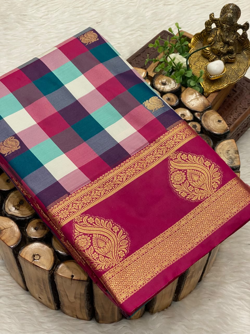 Paalum Pazhamum Bridal Saree