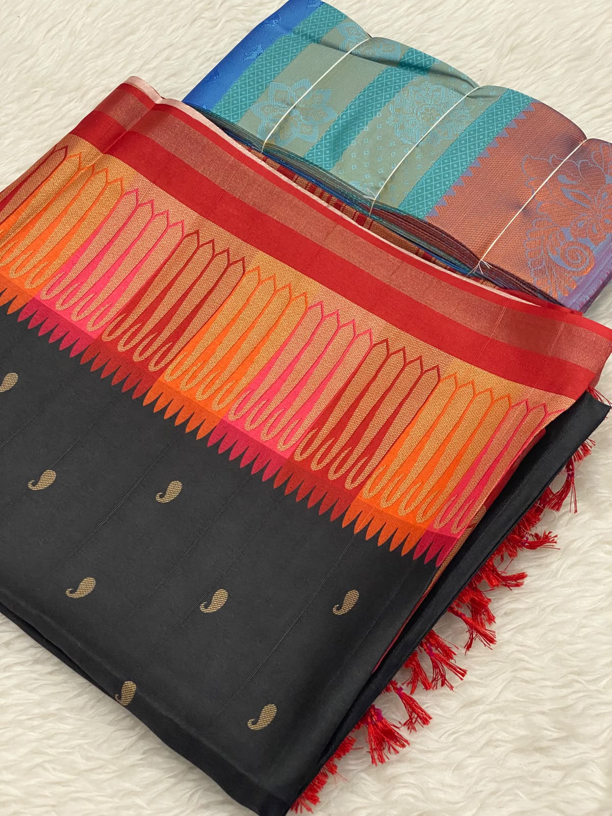 999-Jute Silk Embose Saree