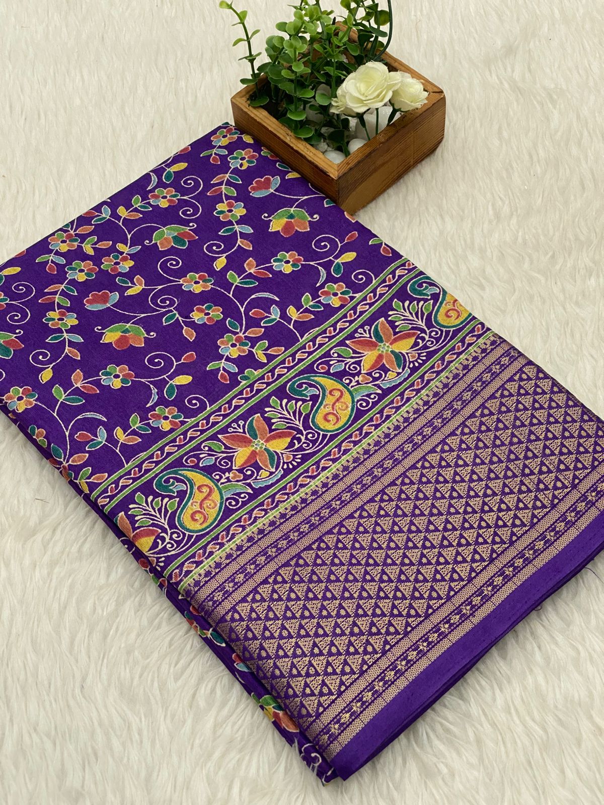 Iconic Silk Sarees -VOL1