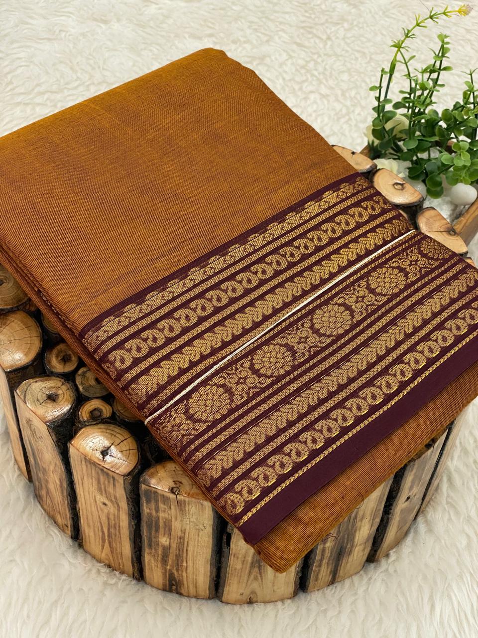 Chettinadu Cotton Sarees W/B