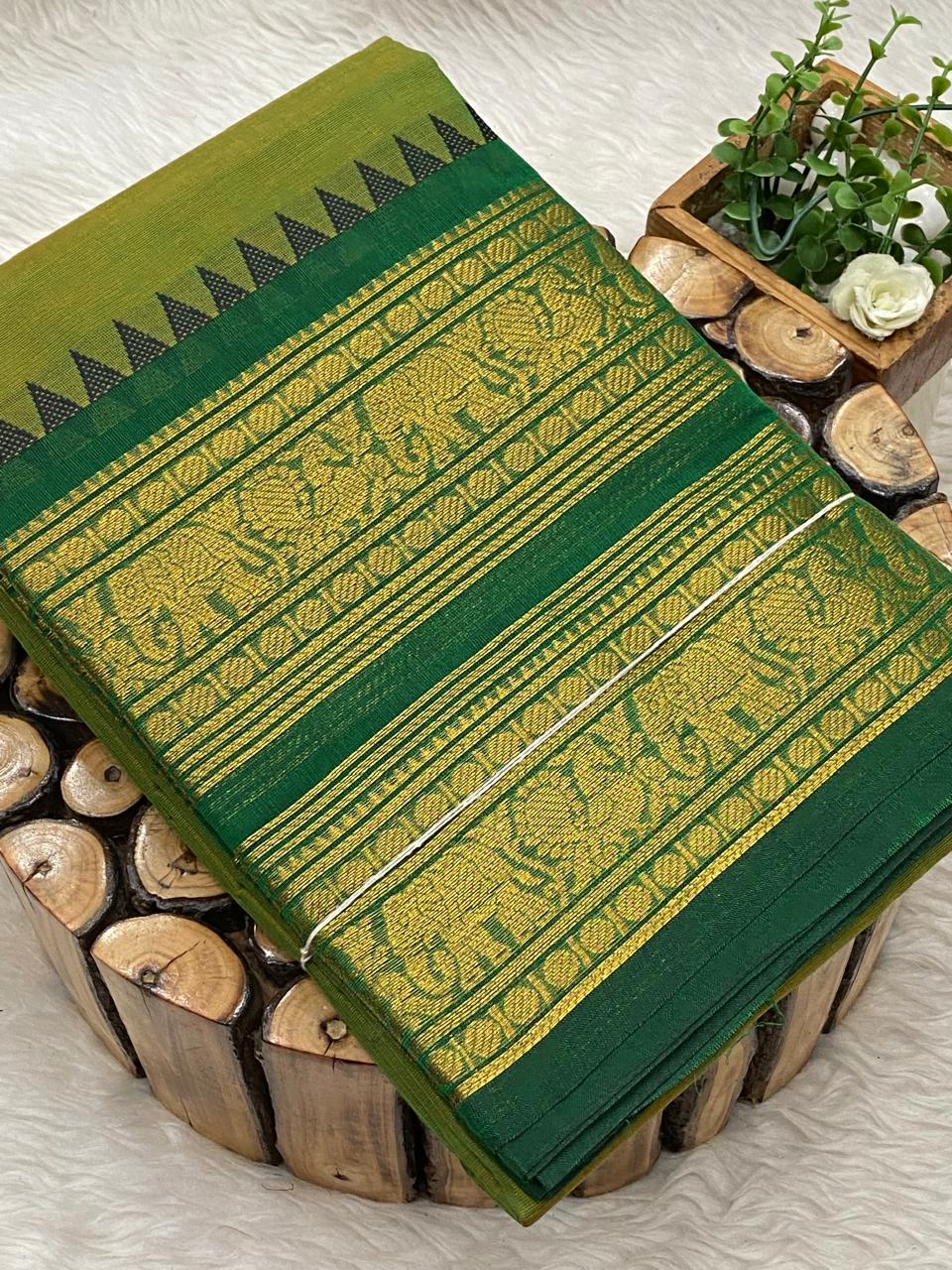 Chettinadu Cotton Sarees W/B