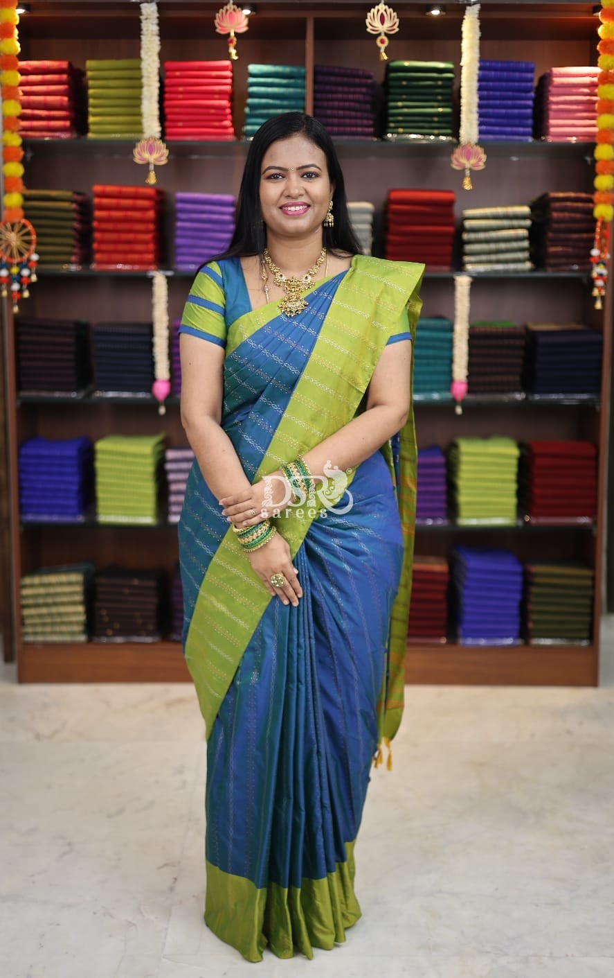 Arani Vairaooshi Soft Silk Saree
