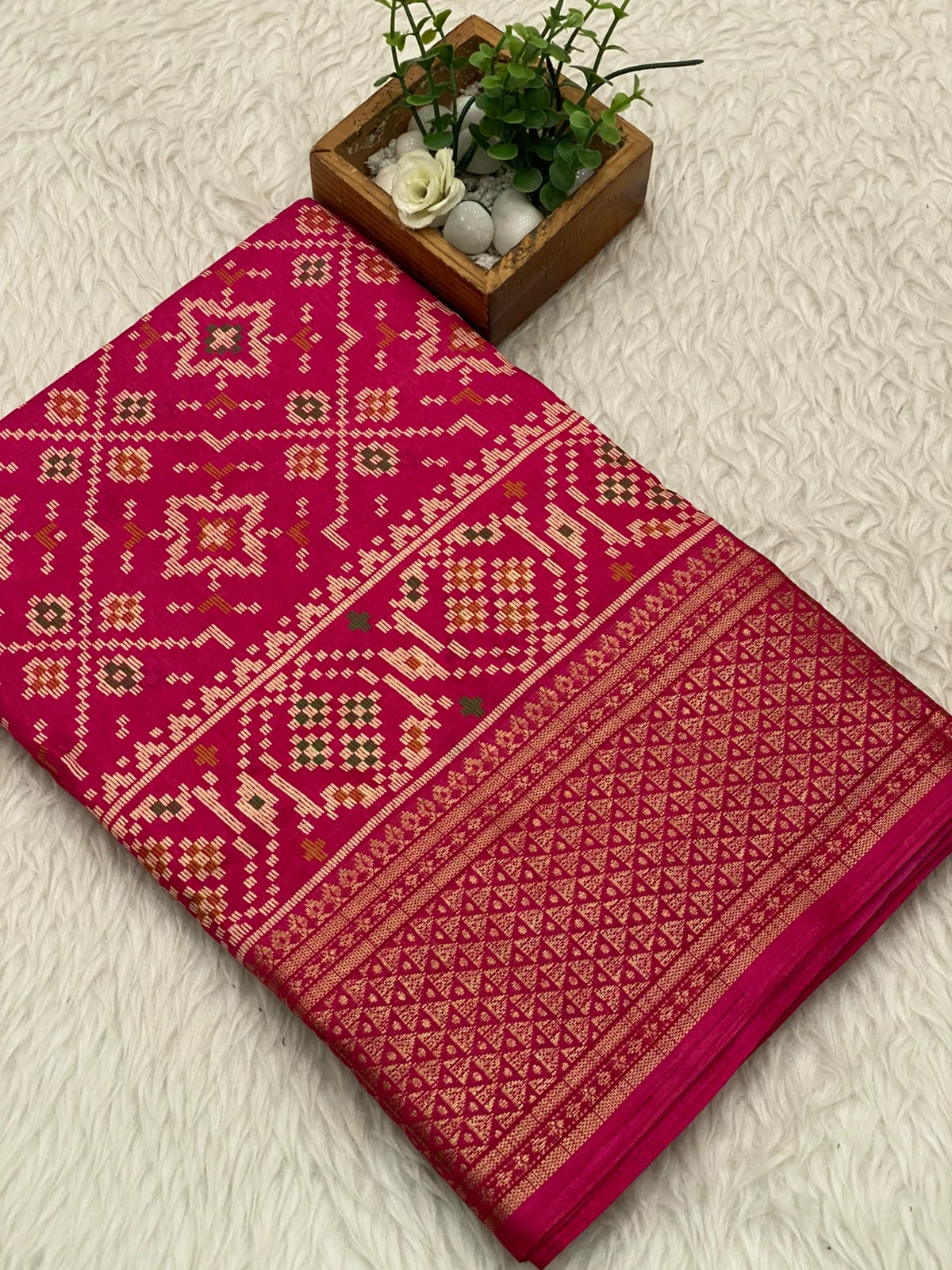 Iconic Silk Sarees -VOL1