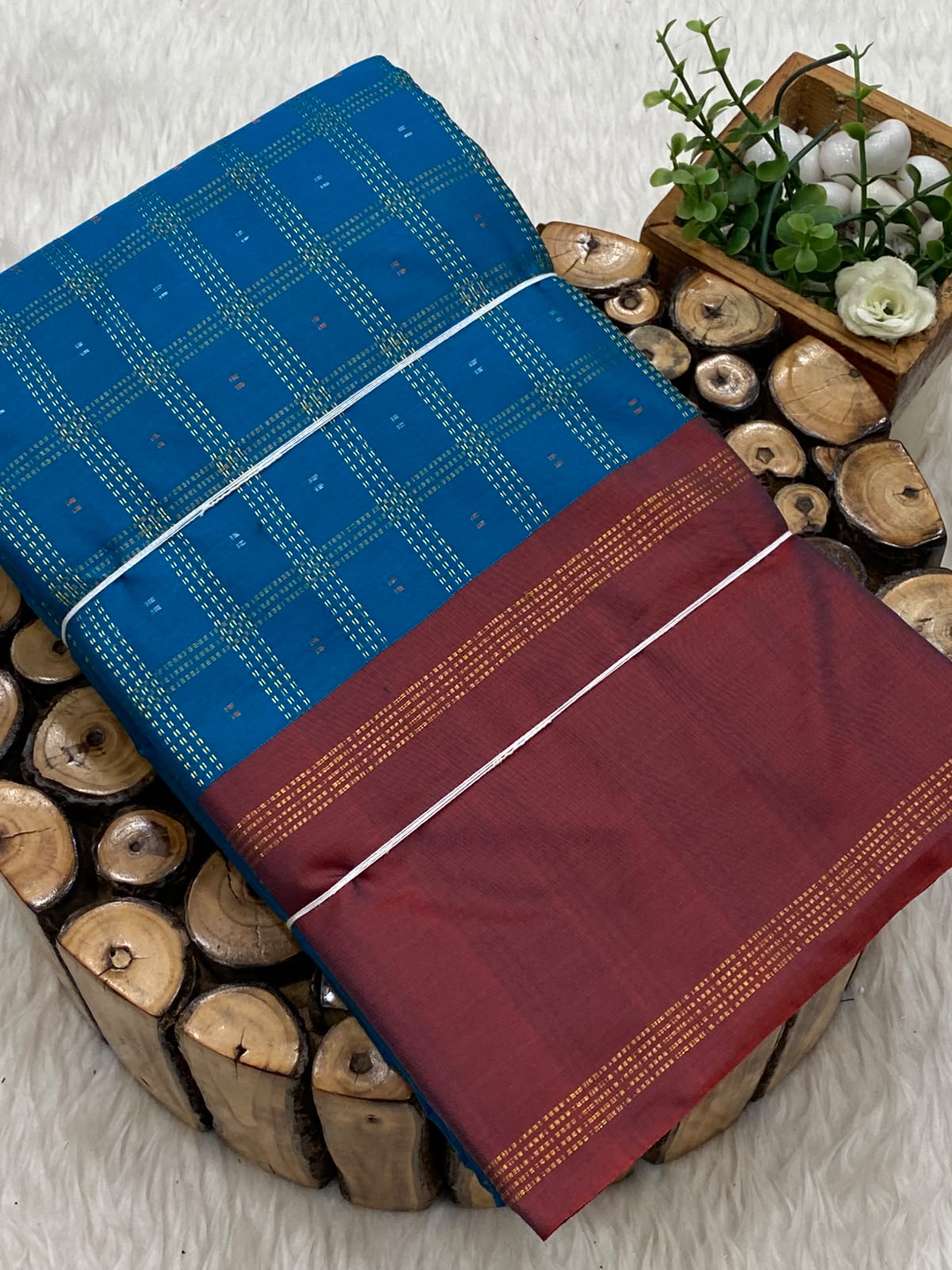 Arani Vairaooshi Soft Silk Saree