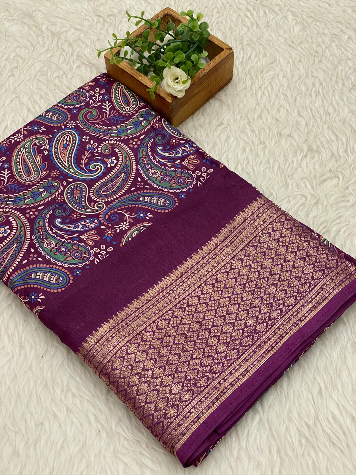 Iconic Silk Sarees -VOL1