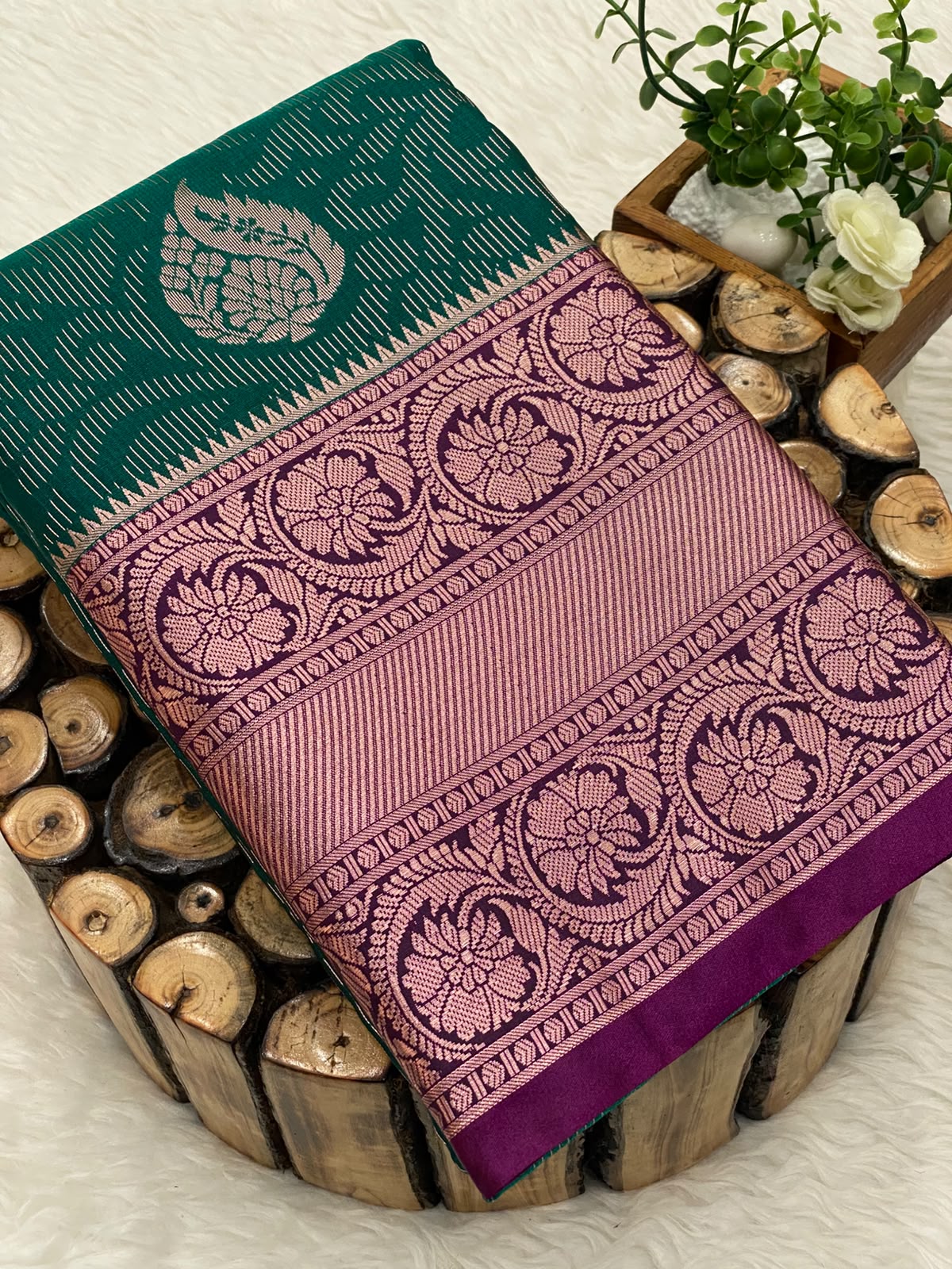 Semi Gadwal Pattu Sarees