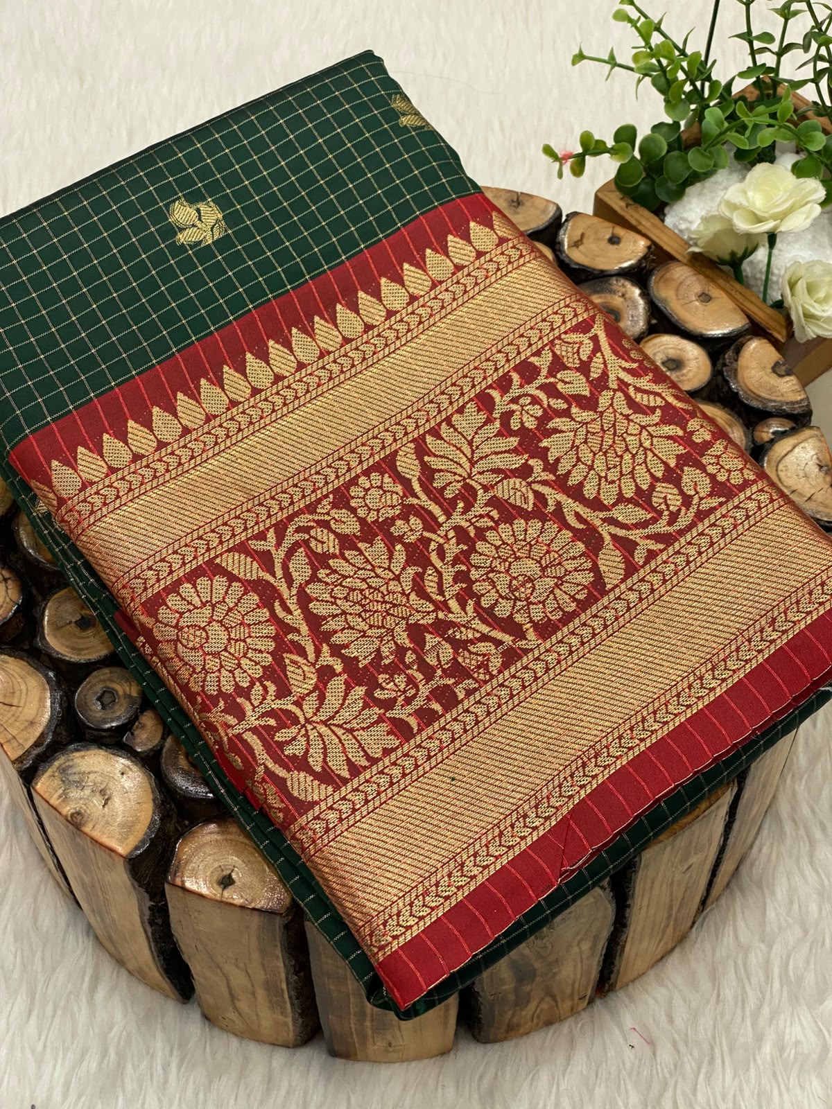 Budget Gadwal Pattu Saree