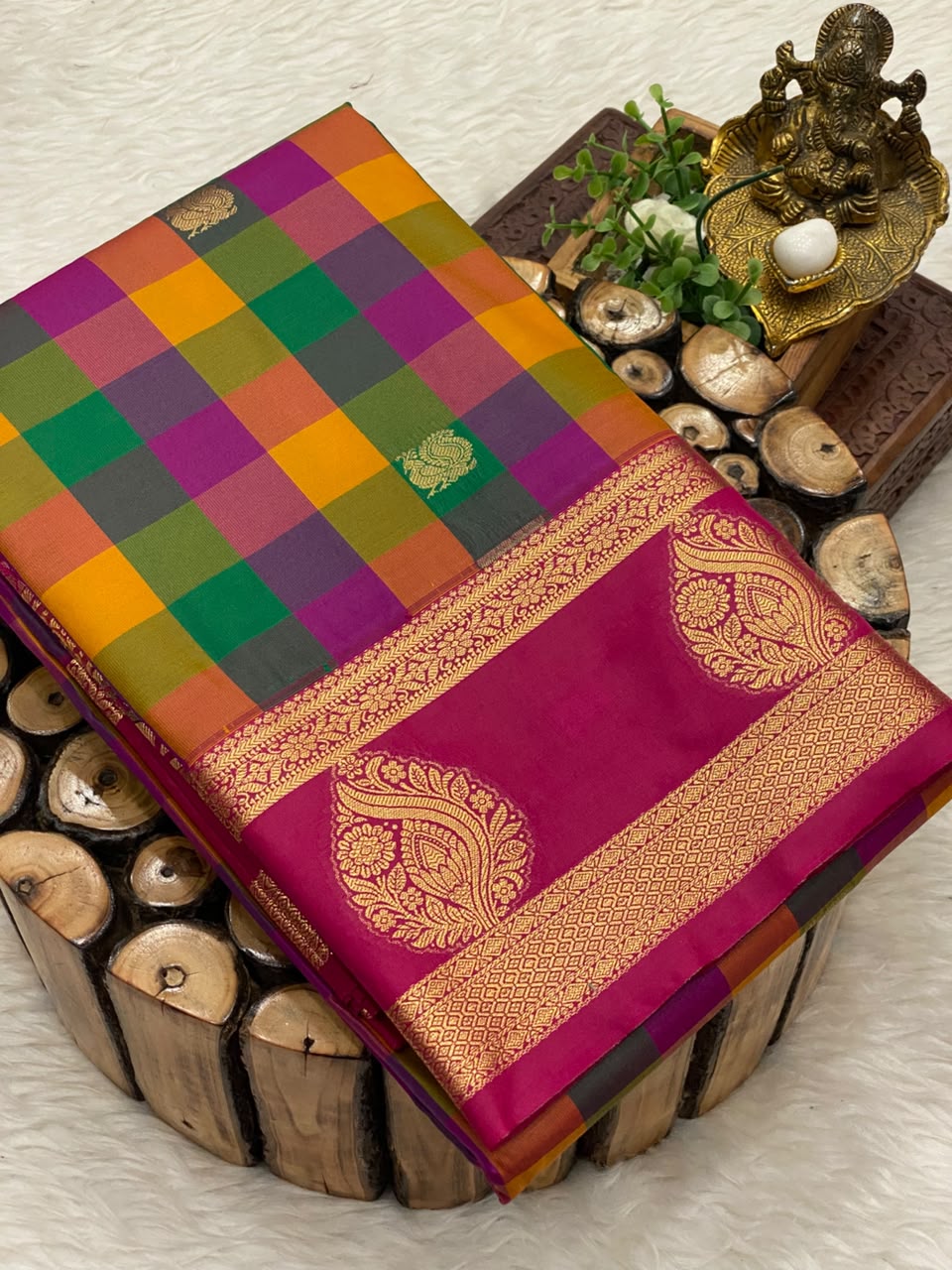 Paalum Pazhamum Bridal Saree