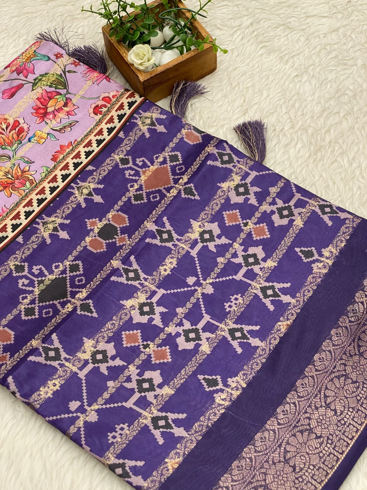 Zari Dola Saree