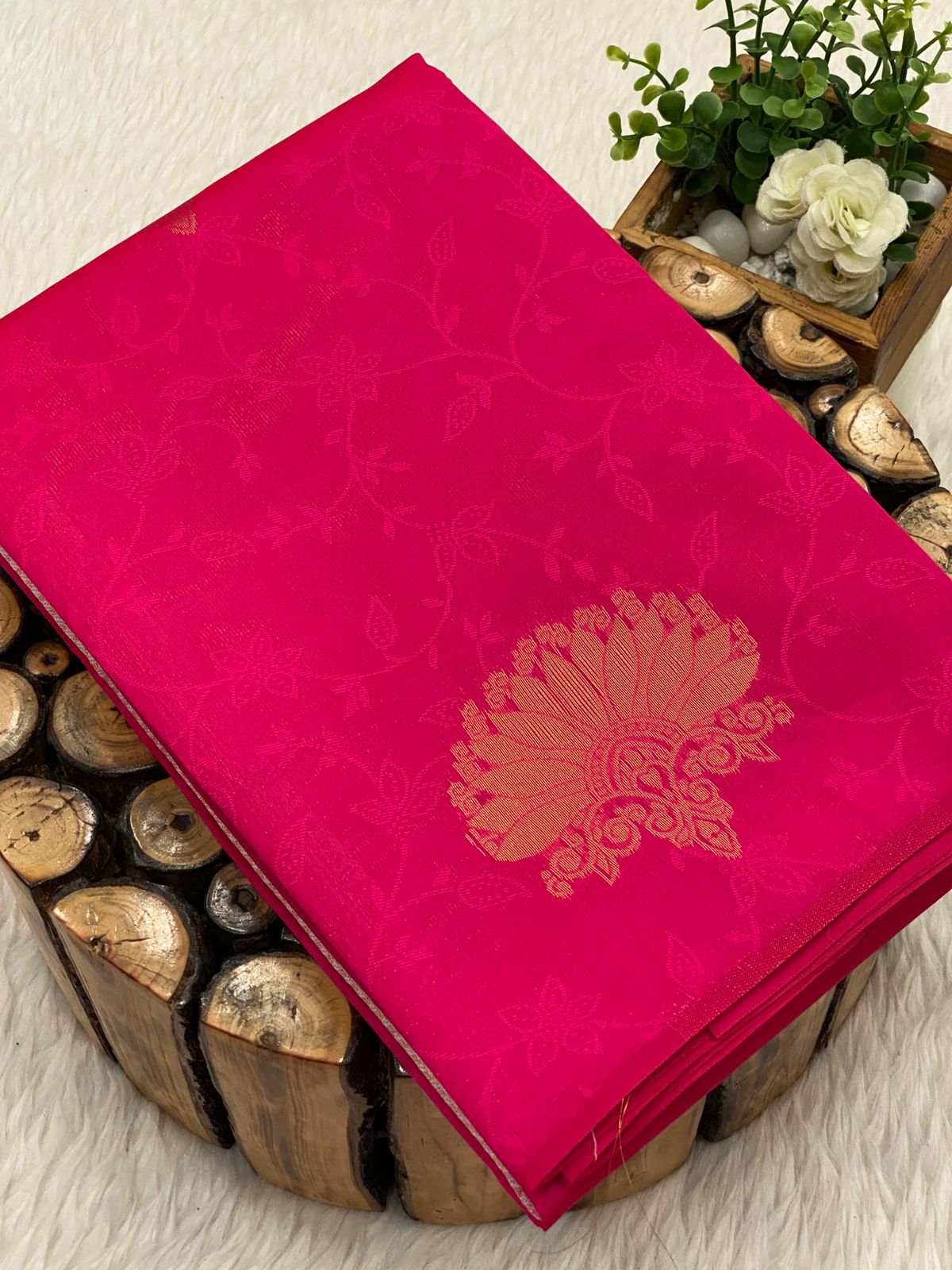 Borderless Embose Soft Silk Sarees