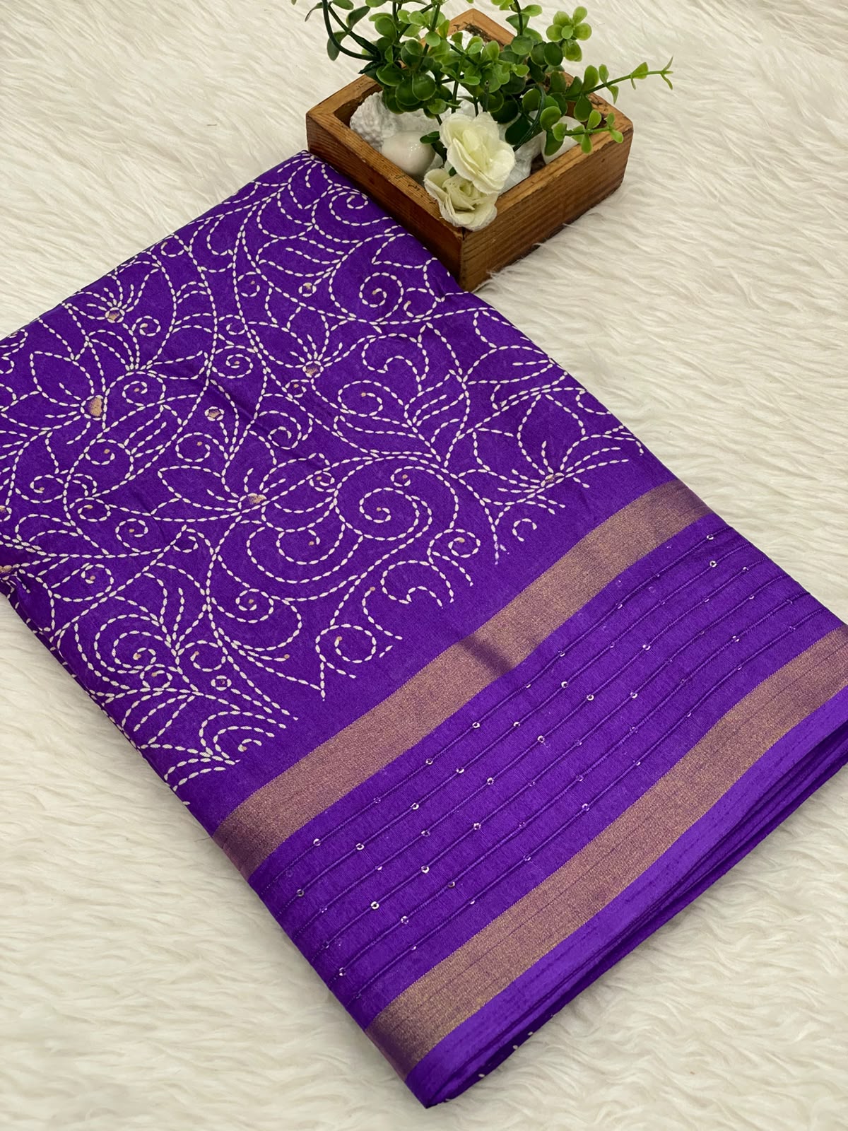 Iconic Border Sequence Sarees