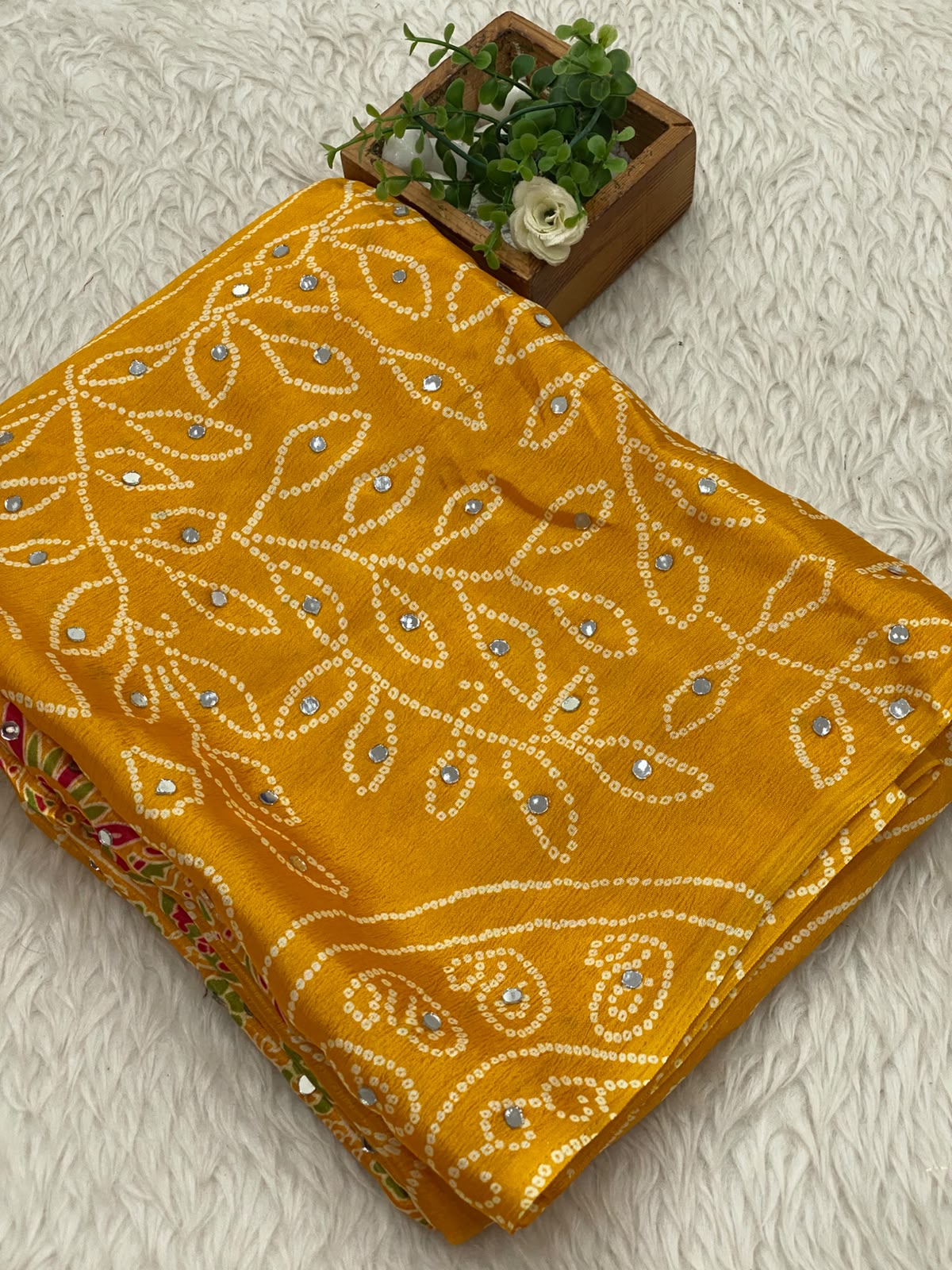 Art Modal With Original Mirror work Saree