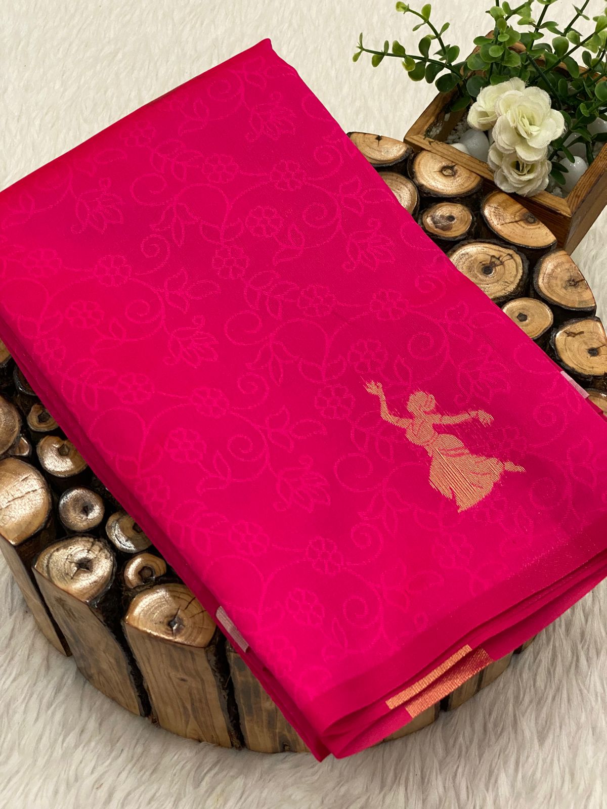 Borderless Embose Soft Silk Sarees