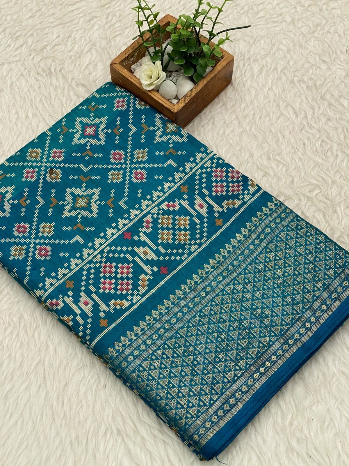 Iconic Silk Sarees -VOL1