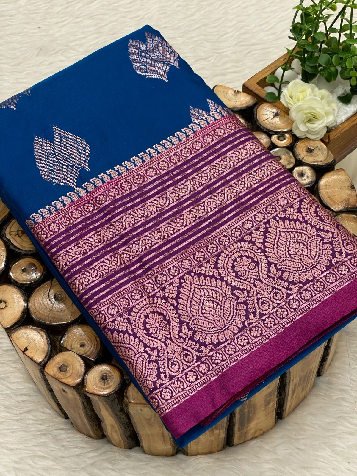 Semi Gadwal Pattu Sarees