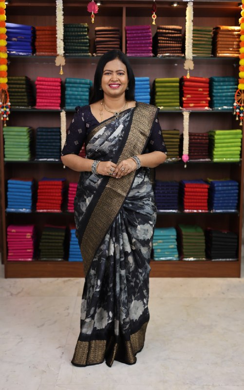 Crushed Dola Sarees