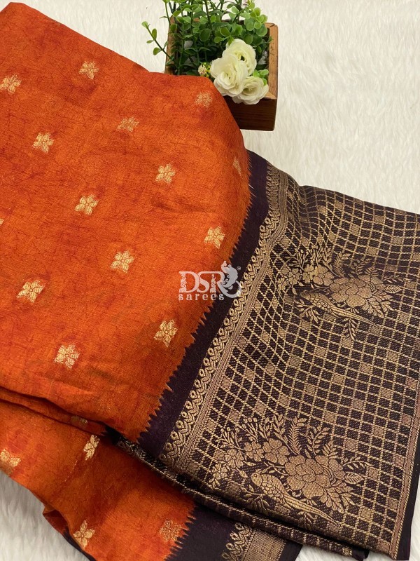 Dola Khadhi Saree