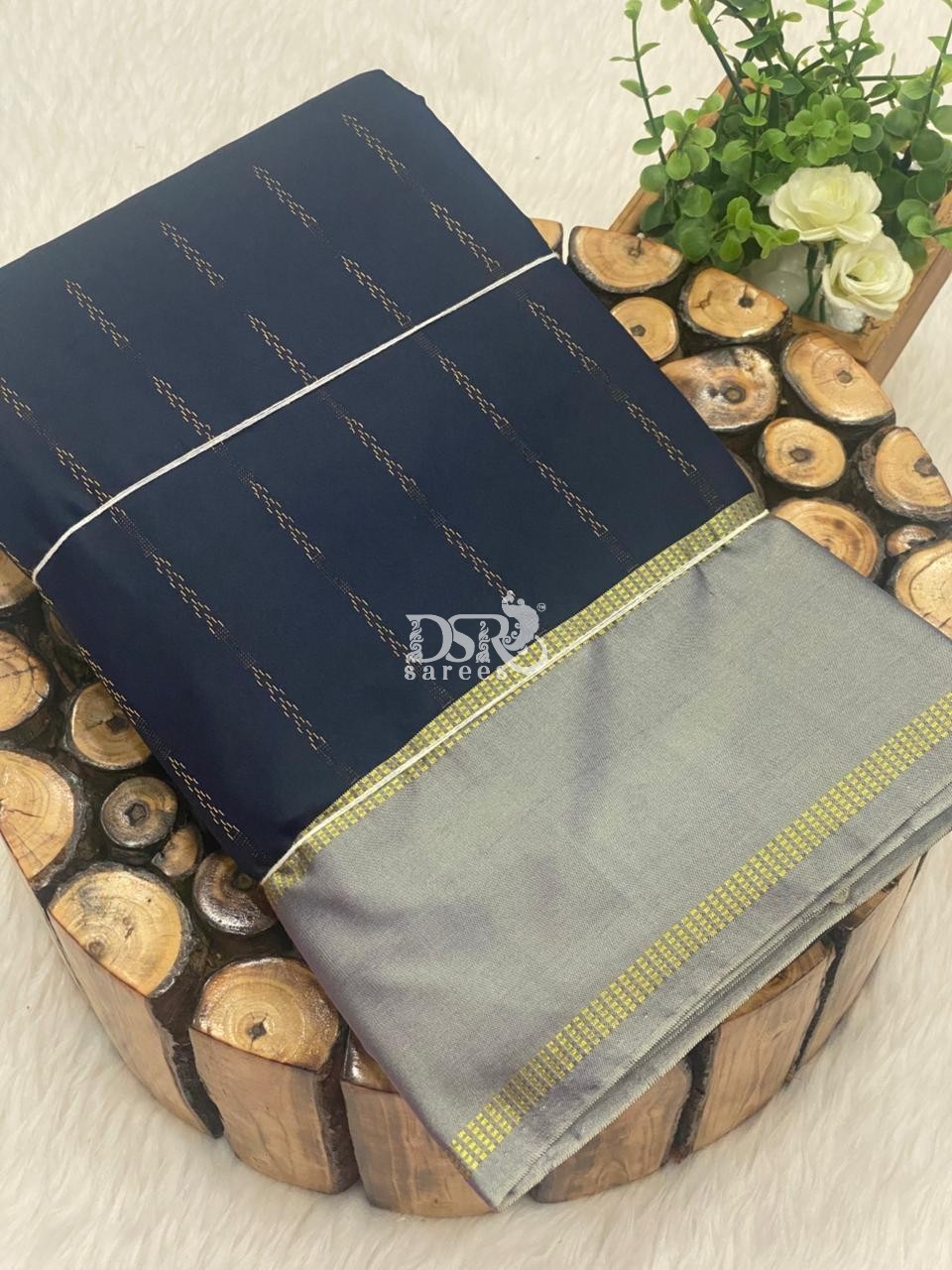 Arani Vairaooshi Soft Silk Saree