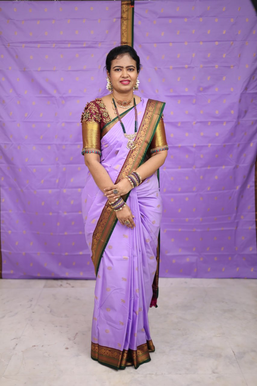 Udal Butta Chinna Border Sarees