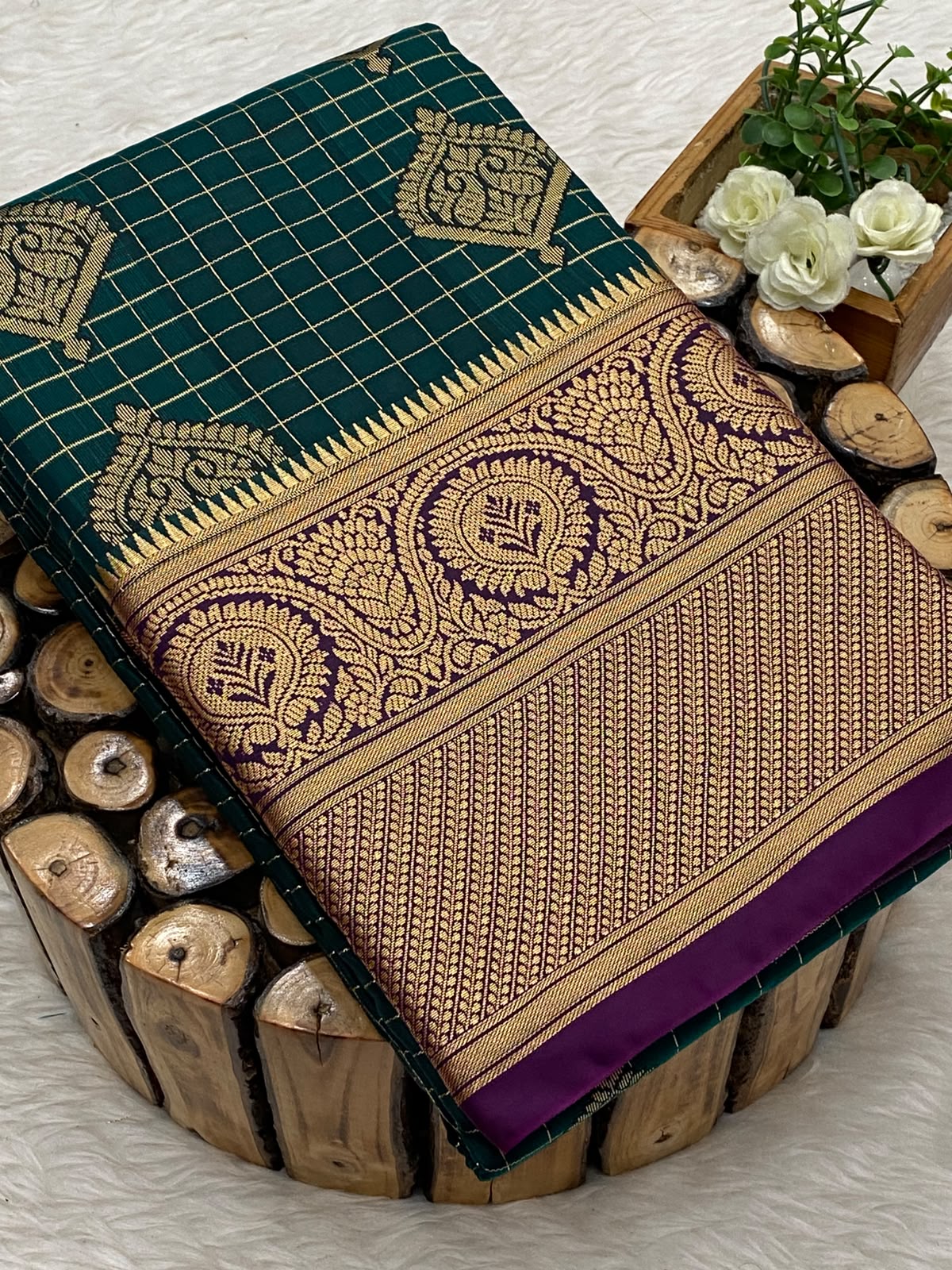 Semi Gadwal Pattu Sarees