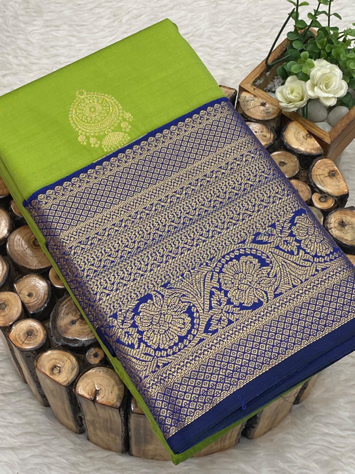 Udal Butta Bridal Sarees