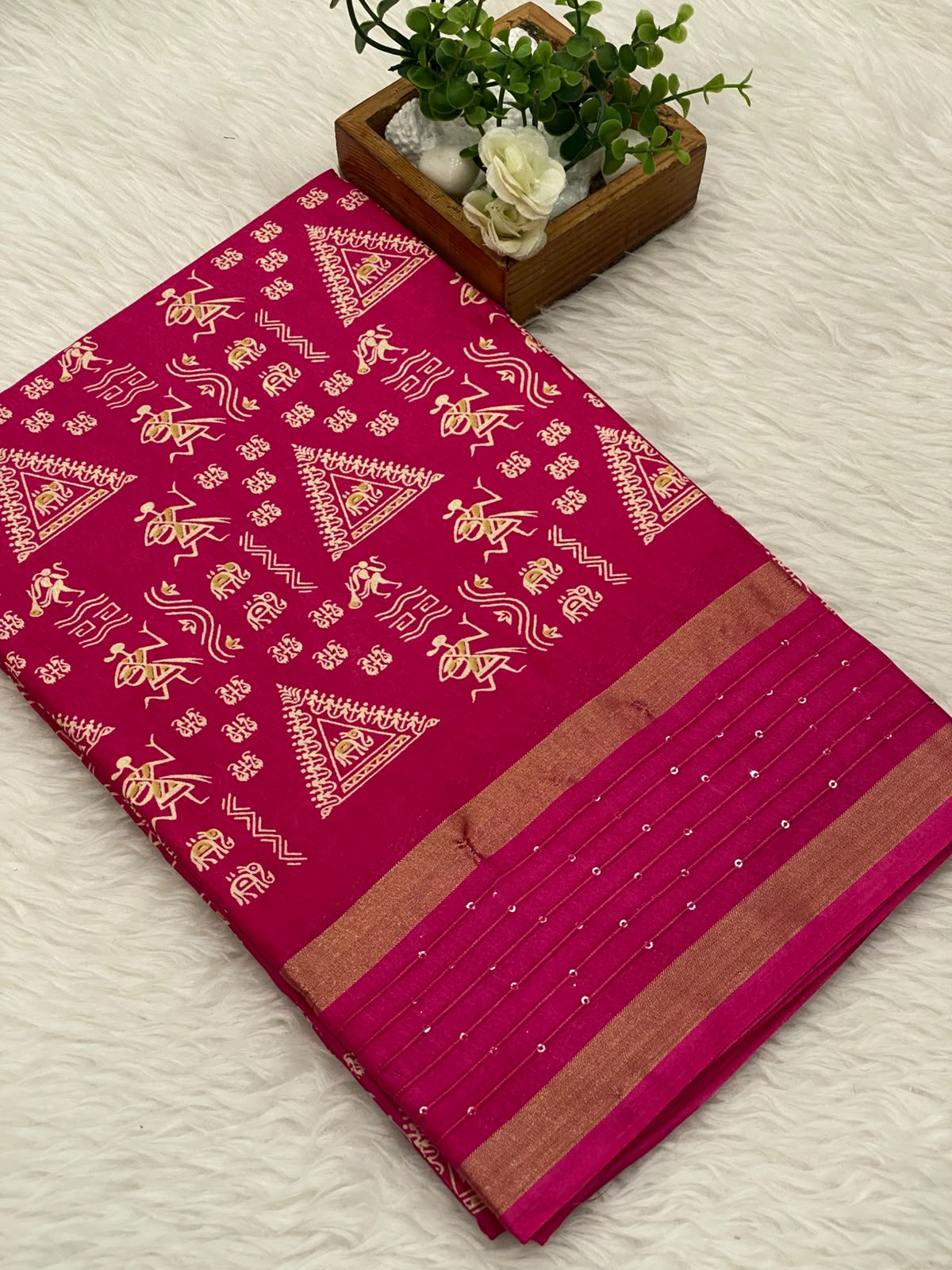 Iconic Border Sequence Sarees