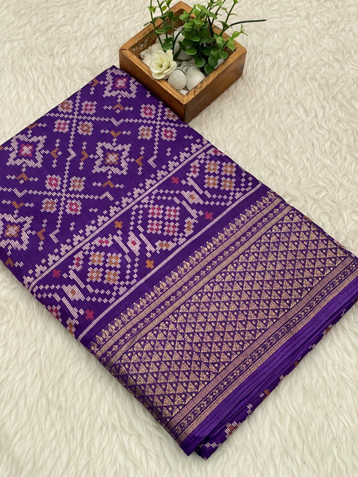 Iconic Silk Sarees -VOL1