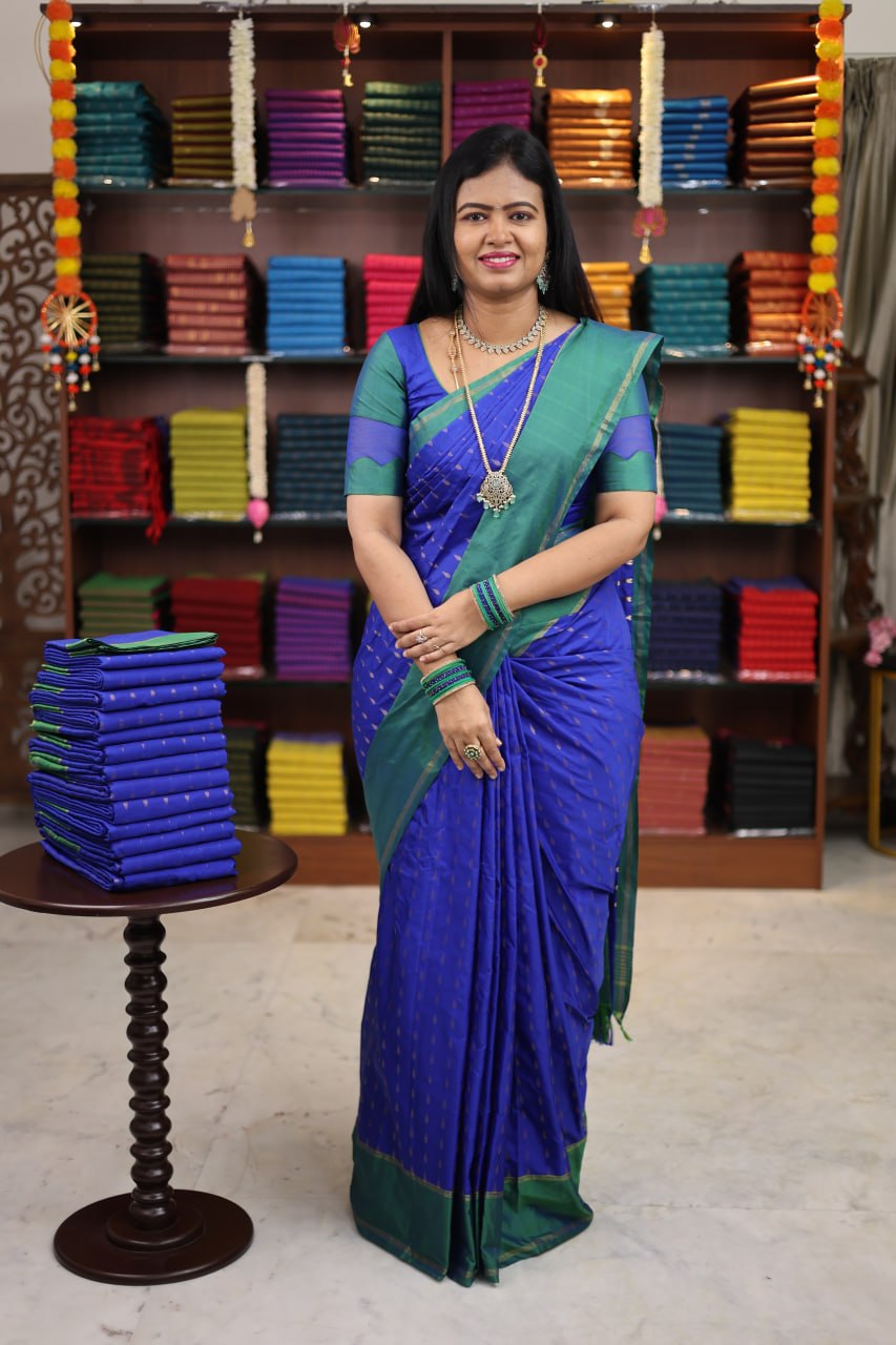 Arani Vairaooshi Soft Silk Saree