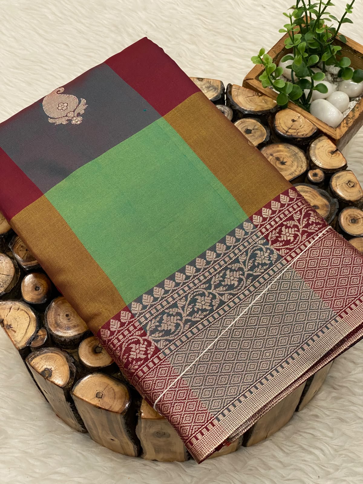 Paalum Pazhamum Katan Bridal Saree