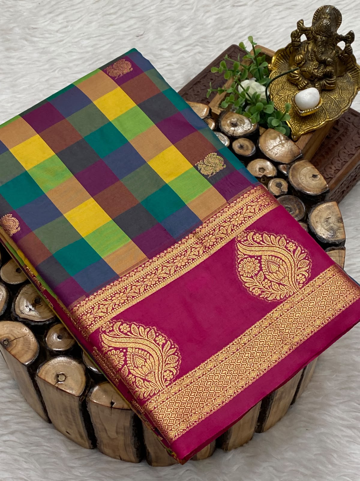 Paalum Pazhamum Bridal Saree
