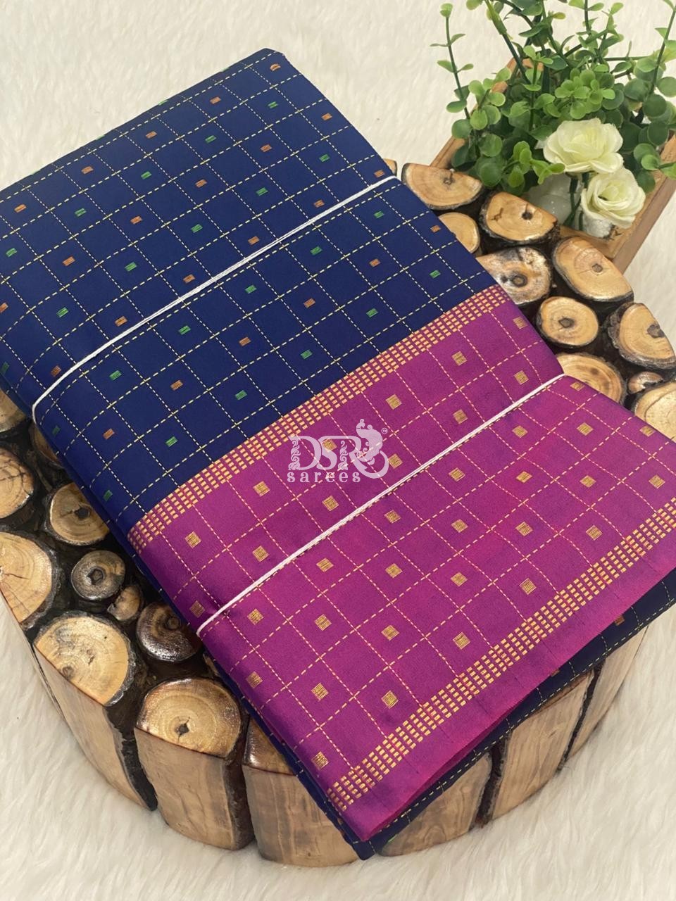 Arani Vairaooshi Soft Silk Saree