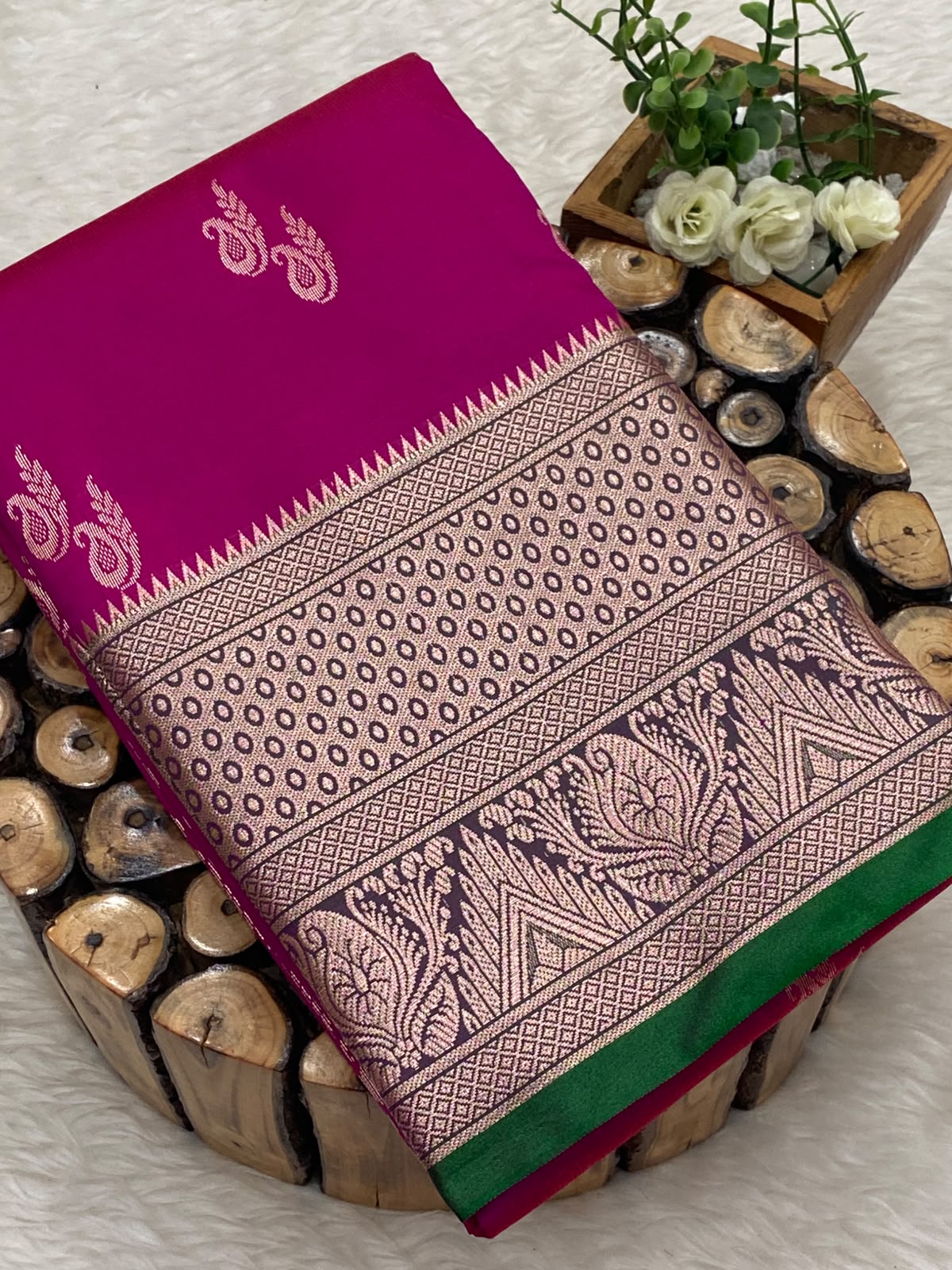 Semi Gadwal Pattu Sarees