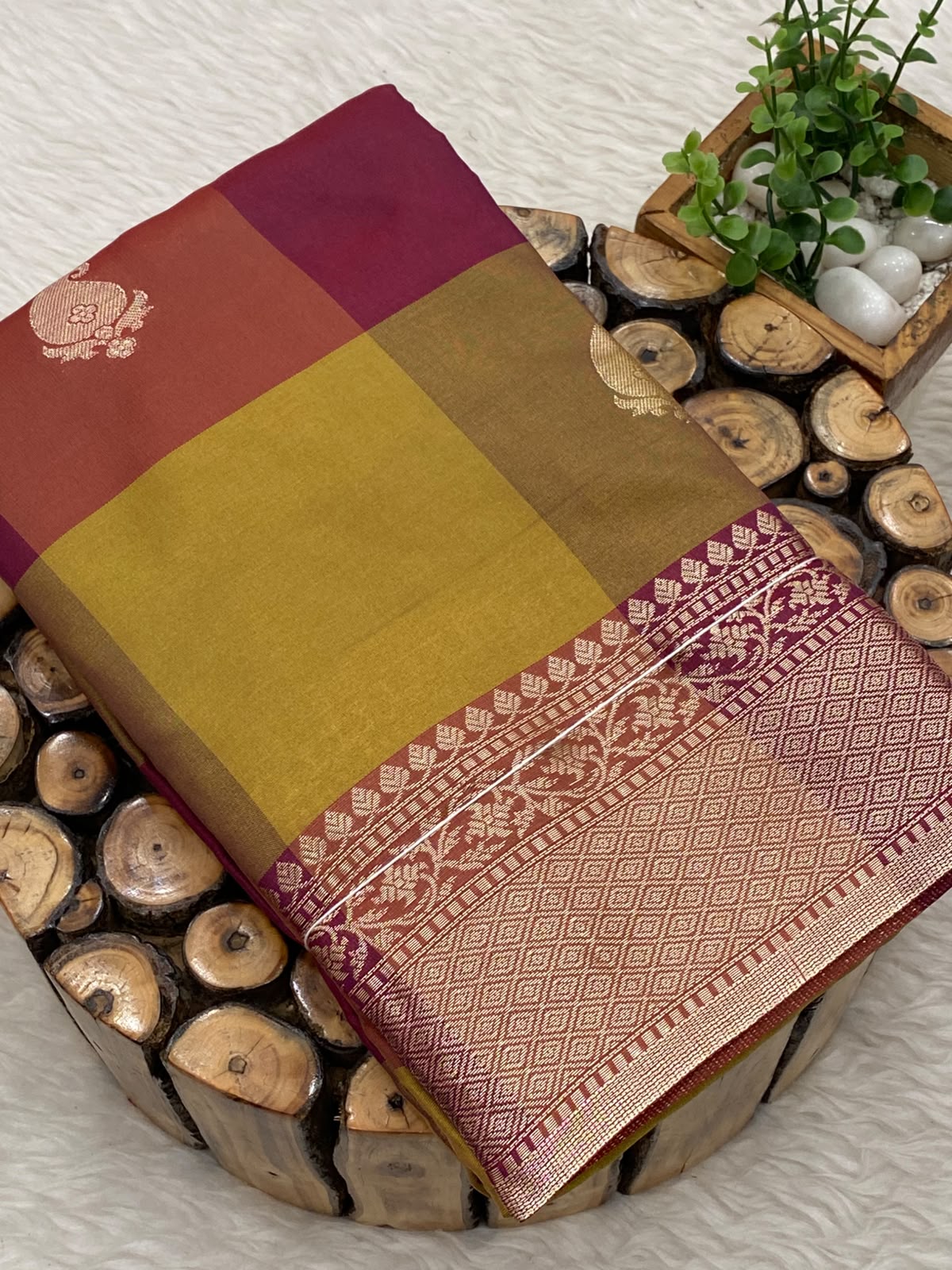Paalum Pazhamum Katan Bridal Saree