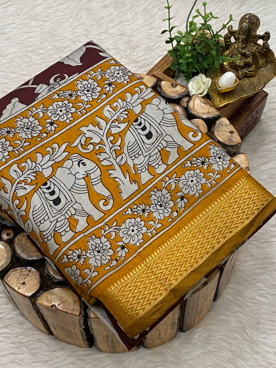 Munga Tussar Silk Saree