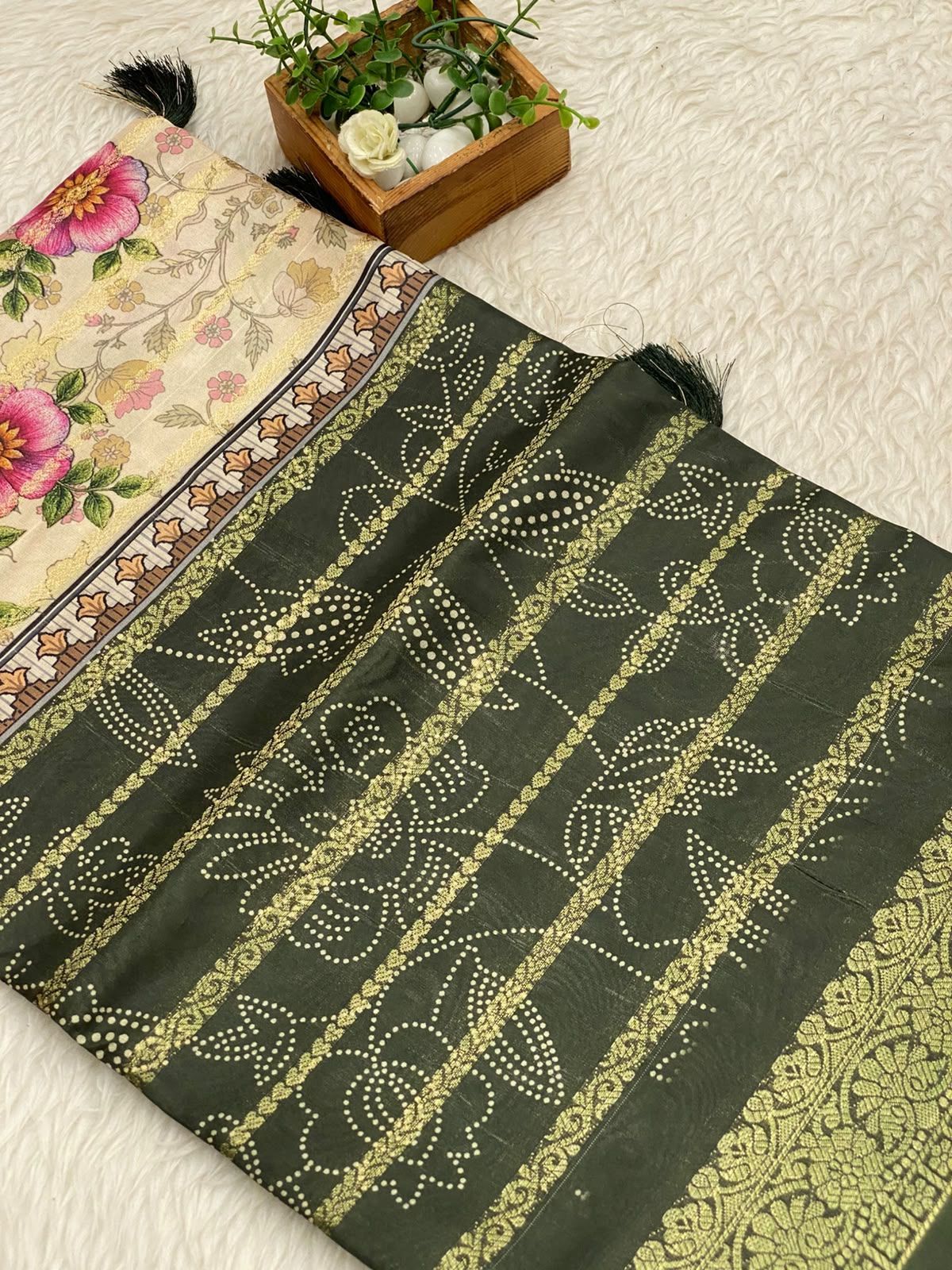 Zari Dola Saree