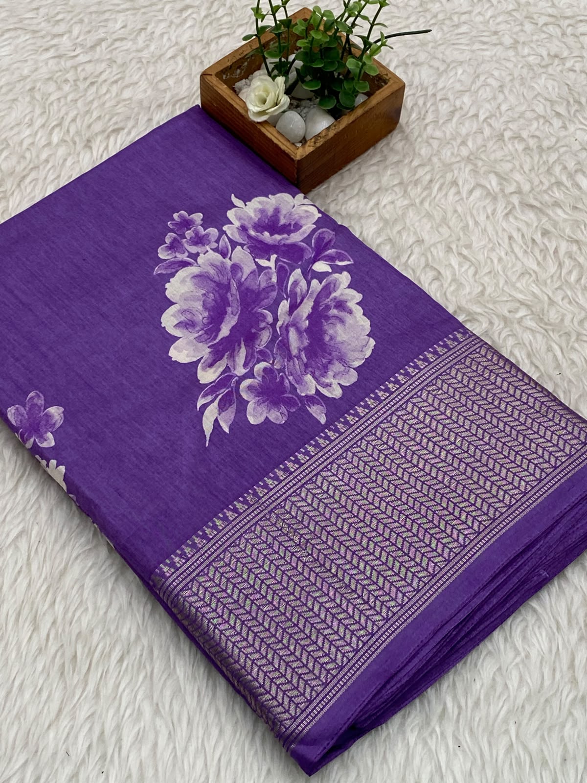 Iconic Silk Sarees -VOL1