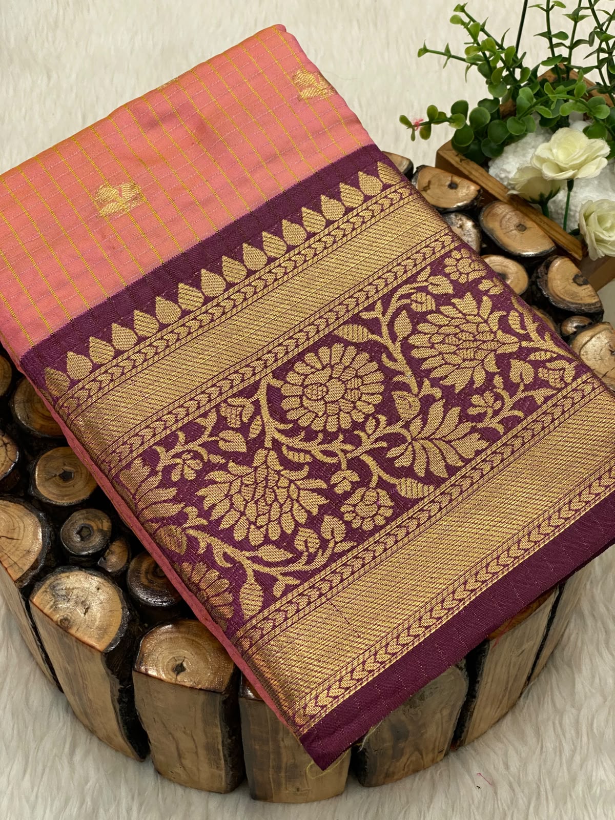 Budget Gadwal Pattu Saree