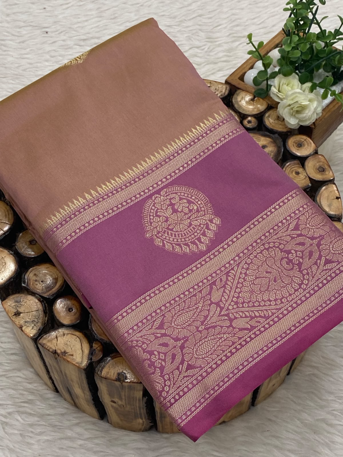 Budget Gadwal Pattu Saree