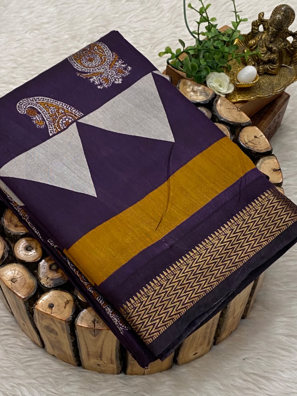 Munga Tussar Silk Saree